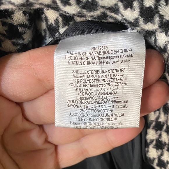 BCBG Generation Black & White Houndstooth Coat Small | Lined Chic Classic - Picture 6 of 9